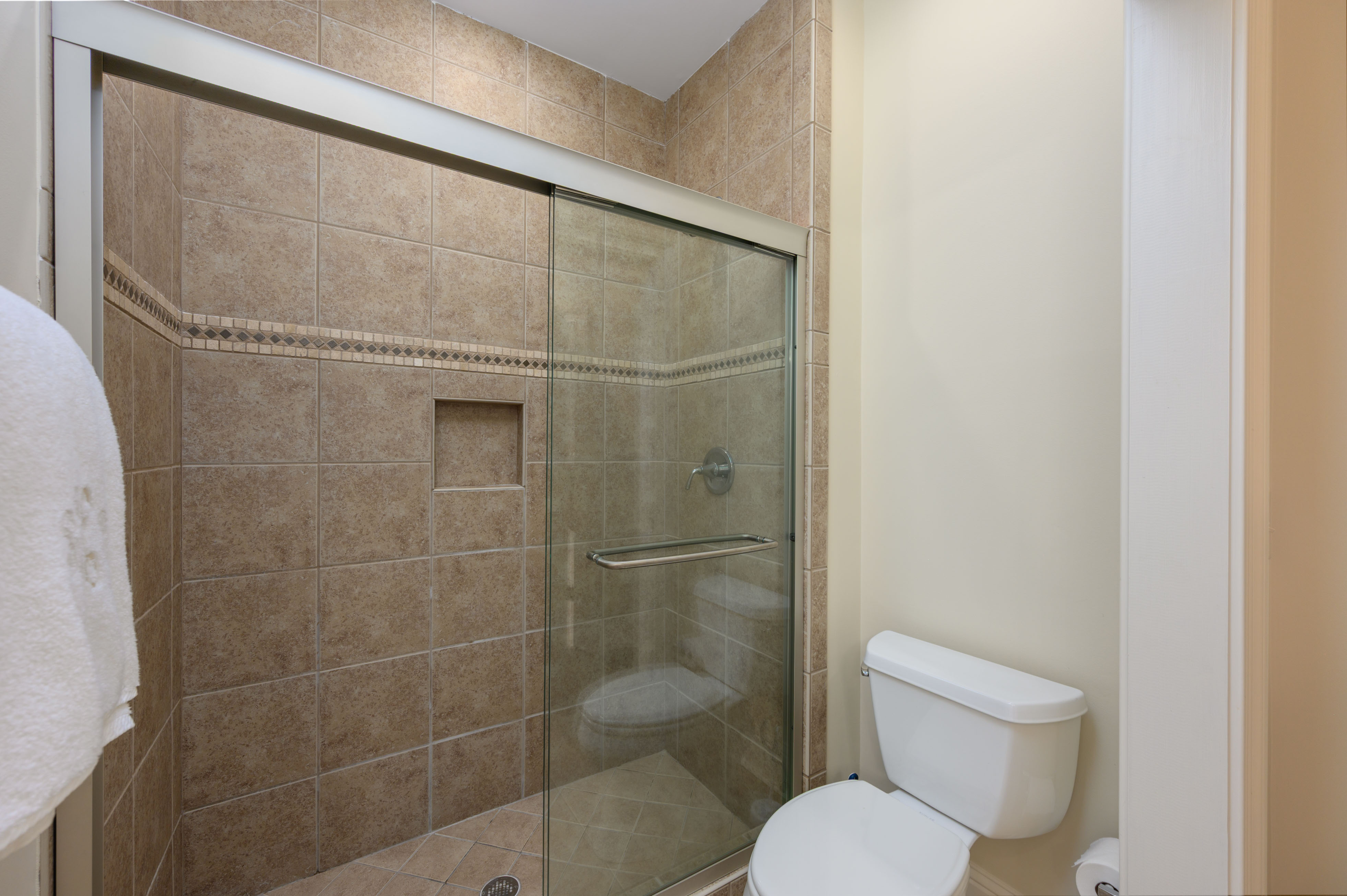 1030 Alanson Court image 42